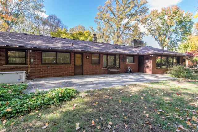 $524,999 | 16832 Bell Creek Lane, Livonia, MI 48154