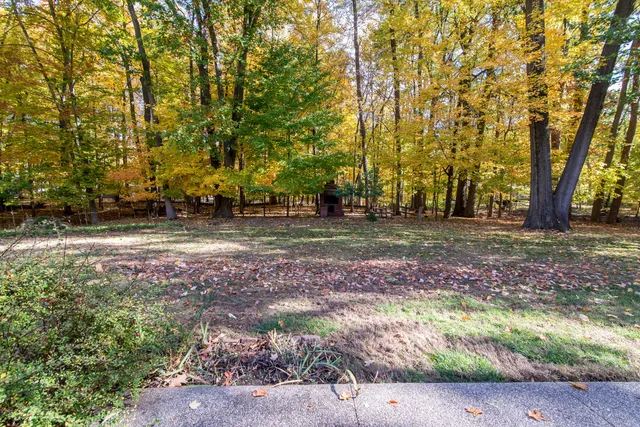 $524,999 | 16832 Bell Creek Lane, Livonia, MI 48154