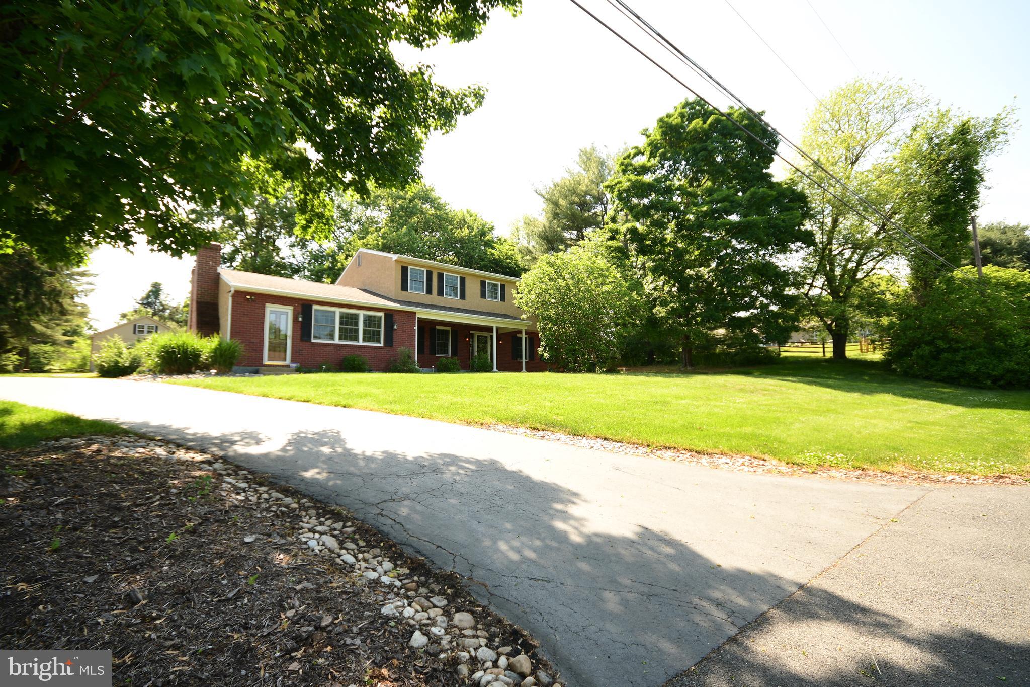402 Topsfield Road Hockessin, DE 19707 - Photo 2 of 79 Gallery Image 2