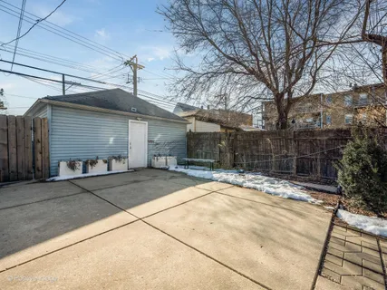 $375,000 | 3611 West Diversey Avenue, Chicago, IL 60647