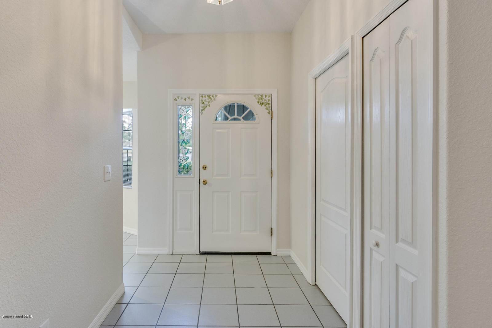 1336 Sapulpa Road Southwest Palm Bay, FL 32908 - Photo 5 of 25 a view of an empty room