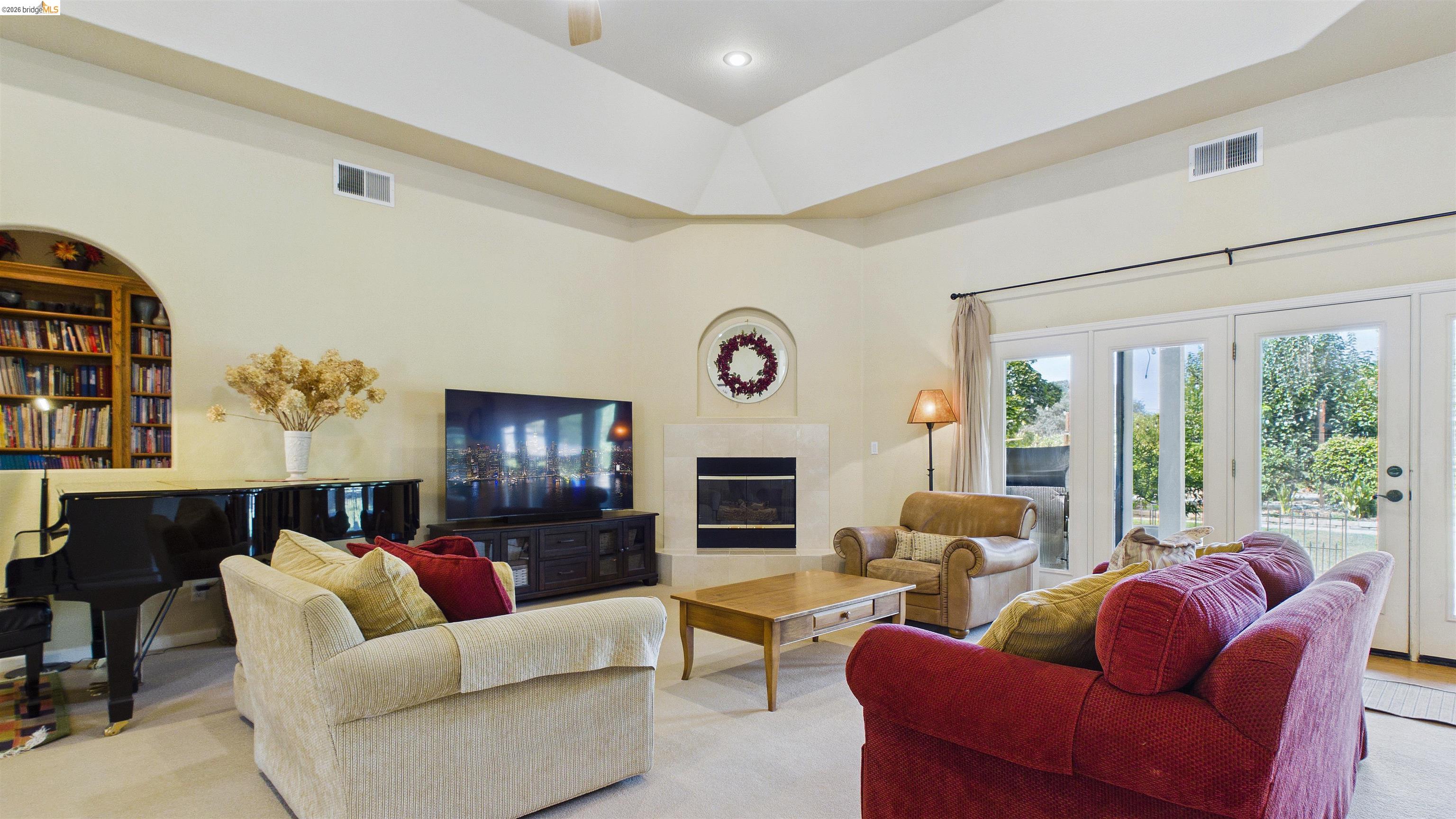 22282 Bennett Road Sonora, CA 95370 - Photo 6 of 74 Gallery Image 6