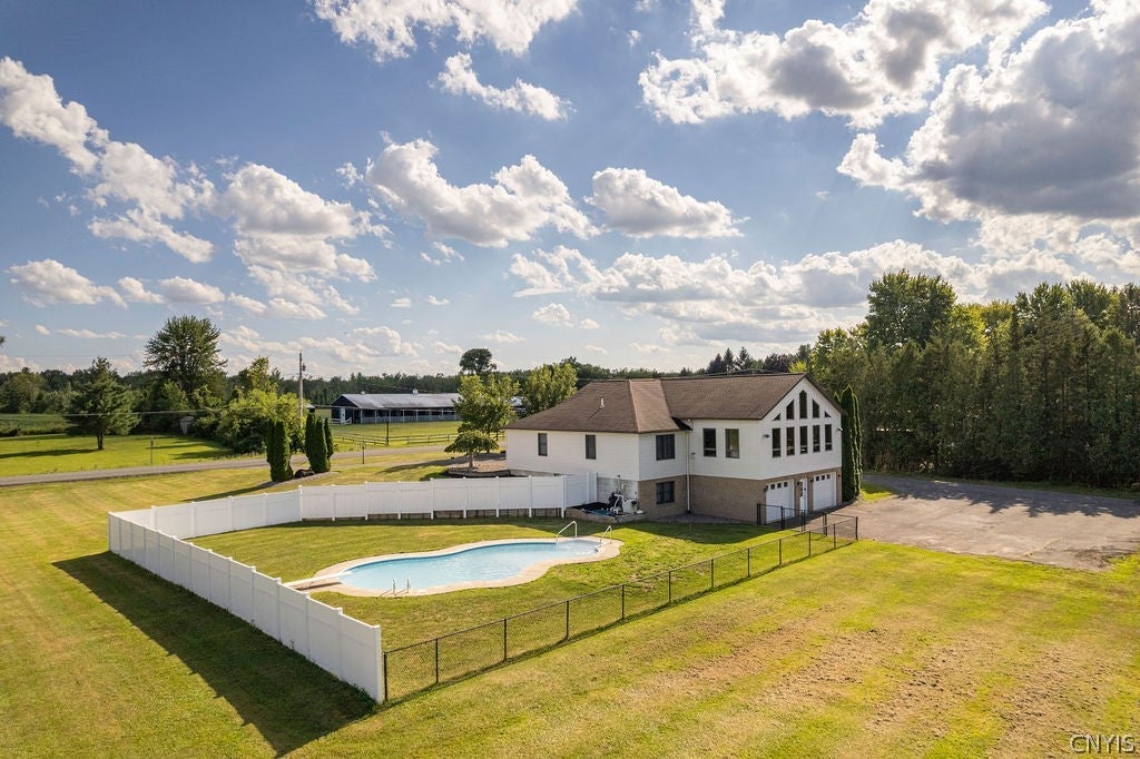 8456 Fergerson Road Cicero, NY 13039 - Photo 4 of 50 Gallery Image 4