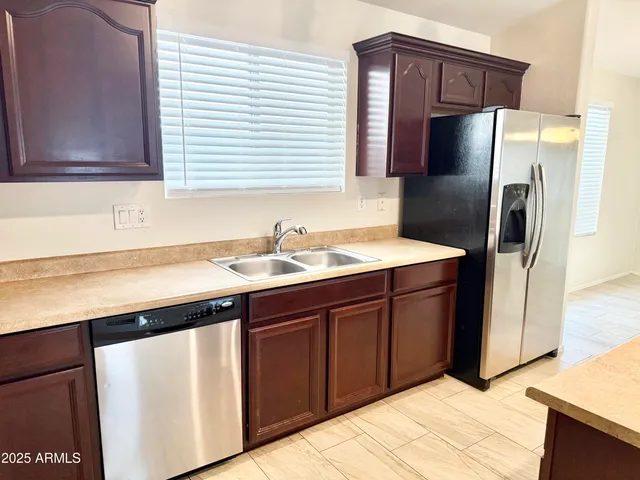 $1,795 | 13927 West Port Royale Lane, Surprise, AZ 85379