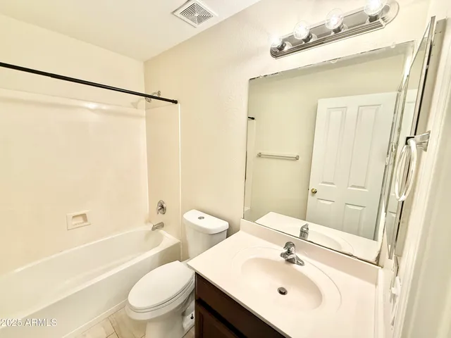 $1,795 | 13927 West Port Royale Lane, Surprise, AZ 85379