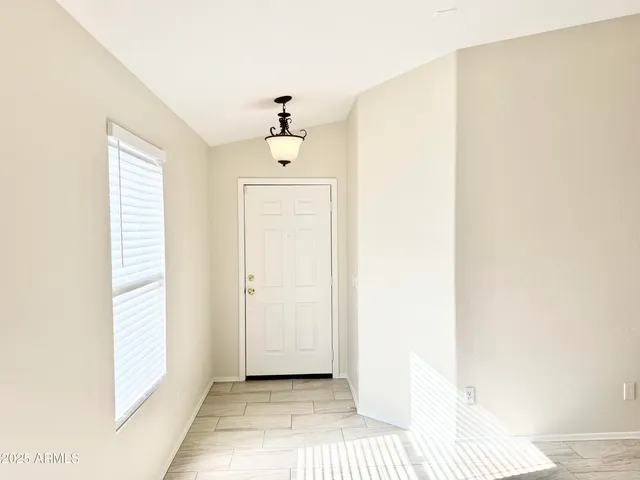 $1,795 | 13927 West Port Royale Lane, Surprise, AZ 85379