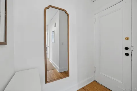 $255,000 | 412 Munro Avenue, Unit 4F, Mamaroneck, NY 10543