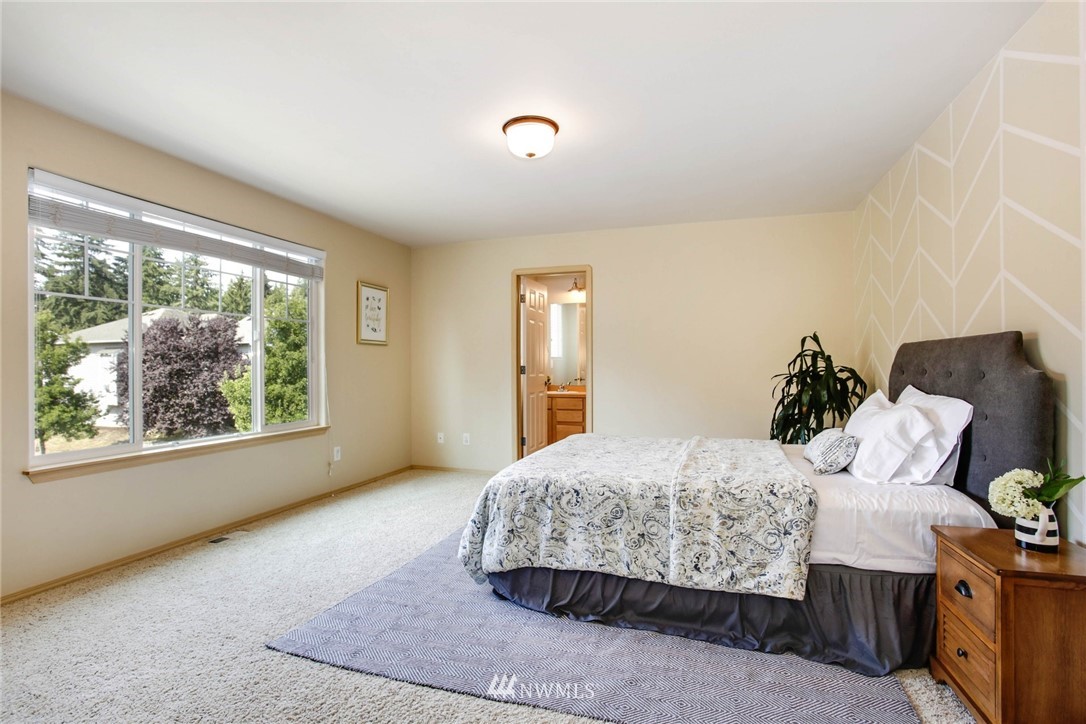 19023 4th Avenue Southeast Bothell, WA 98012 - Photo 10 of 24 Gallery Image 10