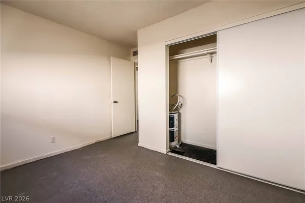 $1,000 | 1404 East Mesquite Avenue, Unit 8, Las Vegas, NV 89101