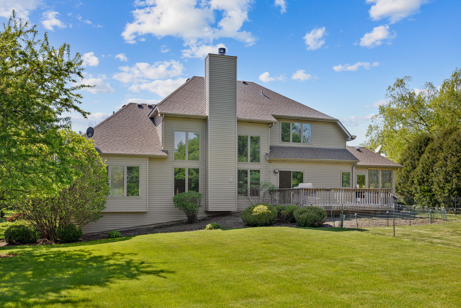 10902 Red Hawk Lane Spring Grove, IL 60071 - Photo 25 of 27 Gallery Image 25