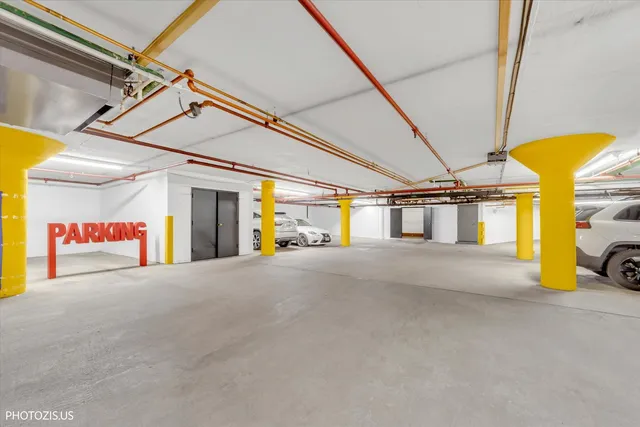 $329,900 | 4900 Foster Street, Unit 412, Skokie, IL 60077