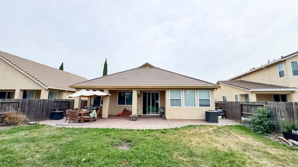 $549,000 | 1747 Dalia Lane, Manteca, CA 95337