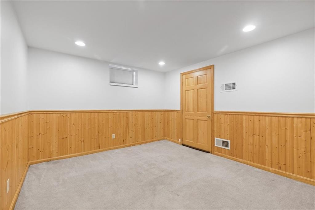 23 Beaver Grade Road McKees Rocks, PA 15136 - Photo 20 of 35 Gallery Image 20