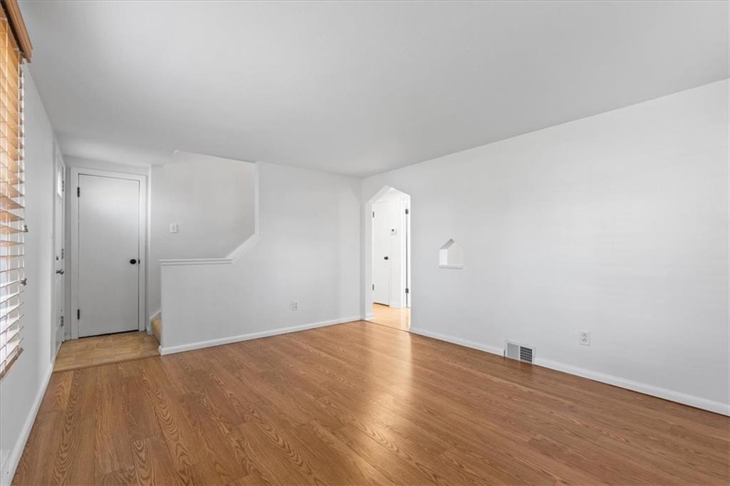 23 Beaver Grade Road McKees Rocks, PA 15136 - Photo 5 of 35 Gallery Image 5