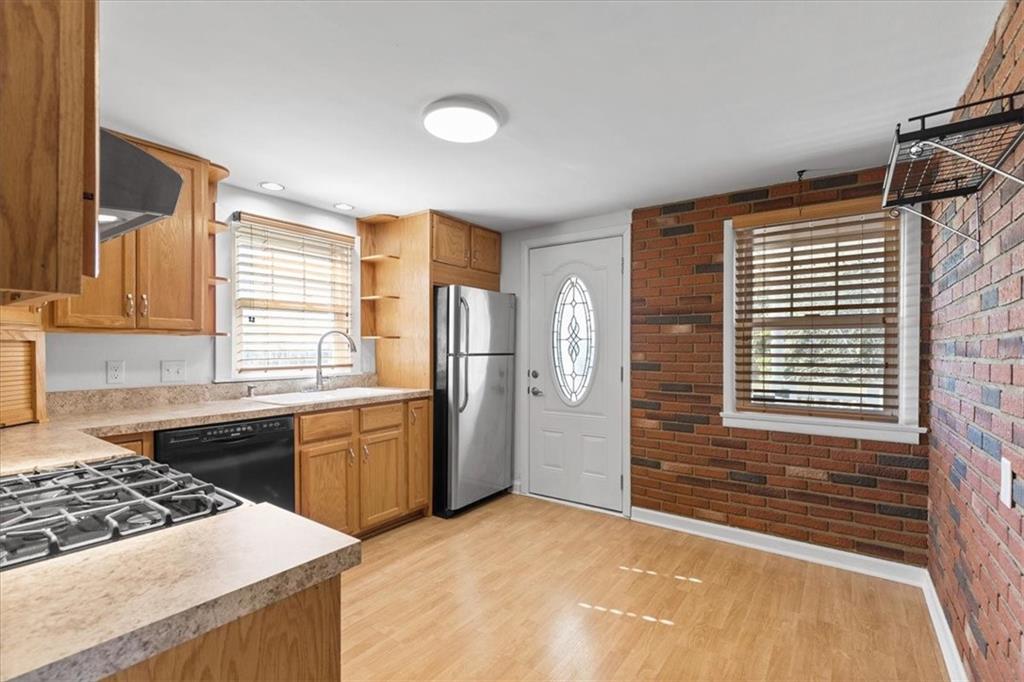 23 Beaver Grade Road McKees Rocks, PA 15136 - Photo 6 of 35 Gallery Image 6