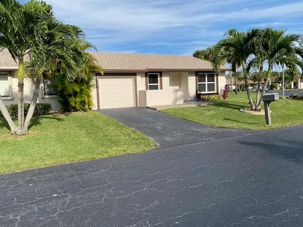 $2,300 | 5085 Bottlebrush Street, Delray Beach, FL 33484