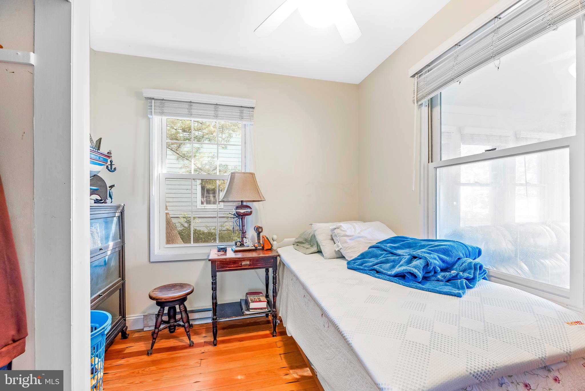 4749 Oak Road Shady Side, MD 20764 - Photo 33 of 51 Could be an awesome home office or reading room.