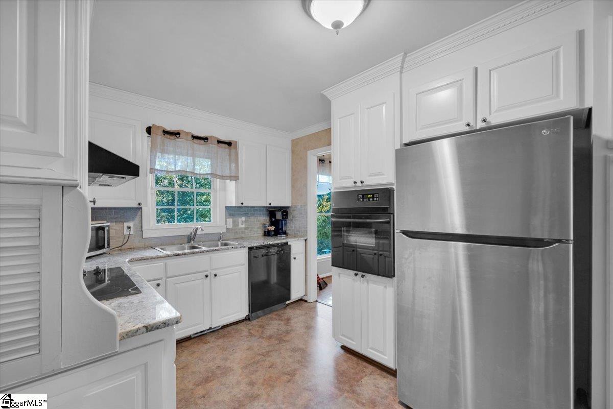 814 Butler Springs Road Greenville, SC 29615 - Photo 17 of 40 Gallery Image 17
