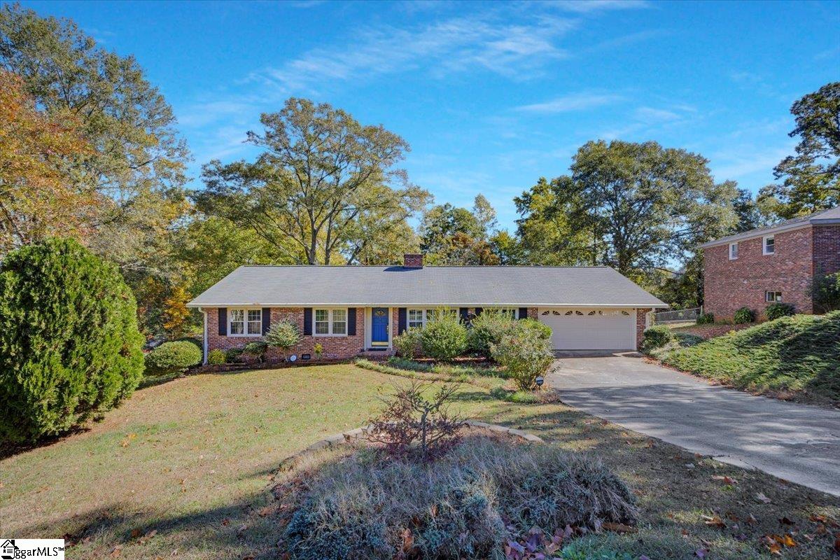 814 Butler Springs Road Greenville, SC 29615 - Photo 2 of 40 Gallery Image 2