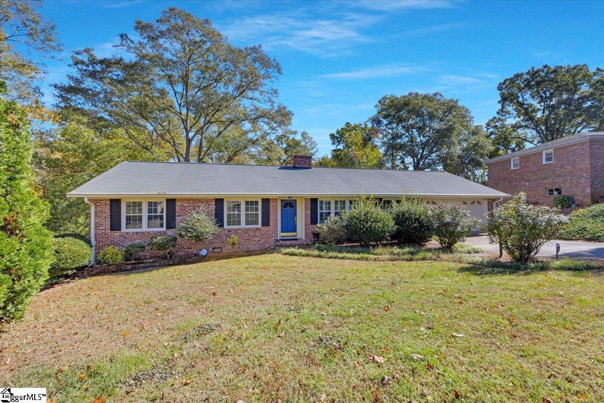814 Butler Springs Road Greenville, SC 29615 - Photo 3 of 40 Gallery Image 3