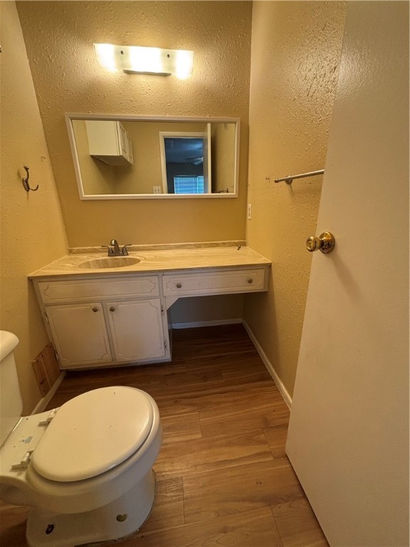 2119 Westwind Circle, Unit 2 Ingleside, TX 78362 - Photo 10 of 16 a bathroom with a sink and a toilet
