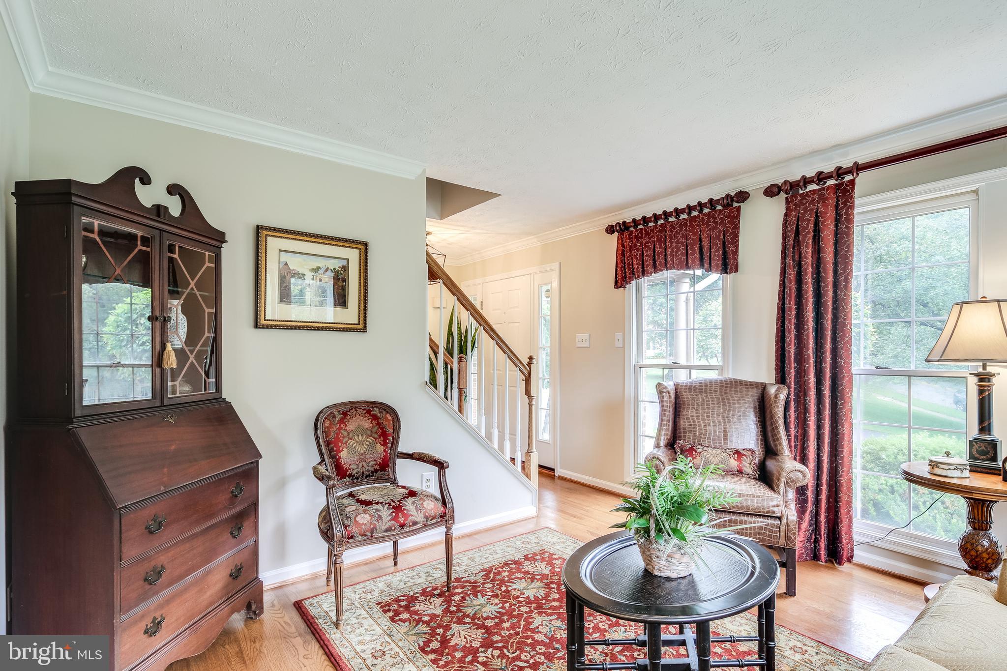 Formal dining room / hardwoods