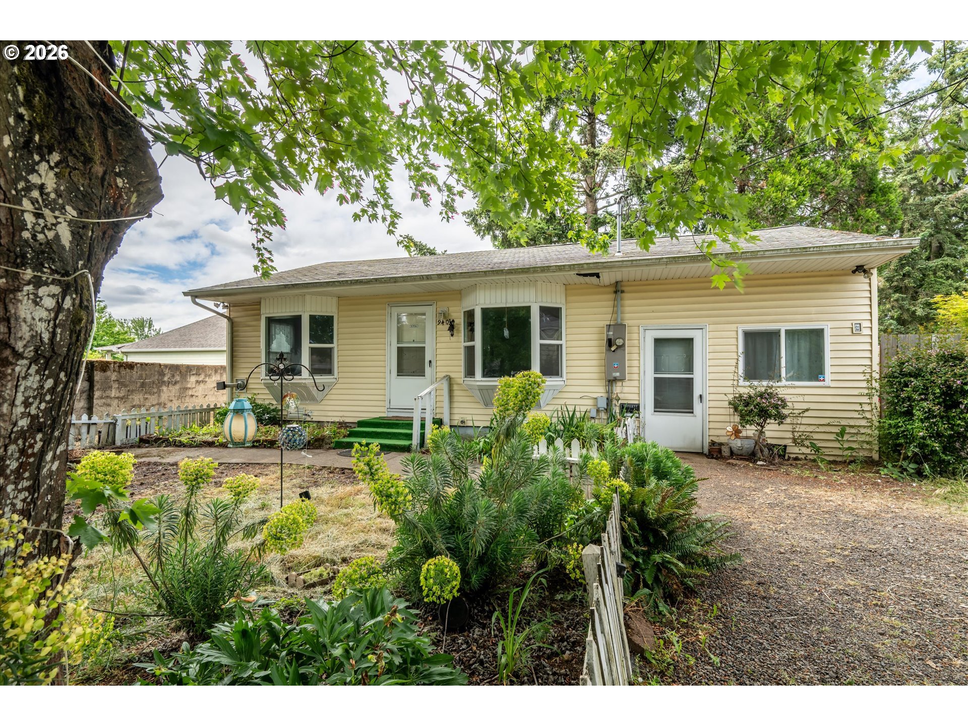 940 West M Street Springfield, OR 97477 - Photo 5 of 32