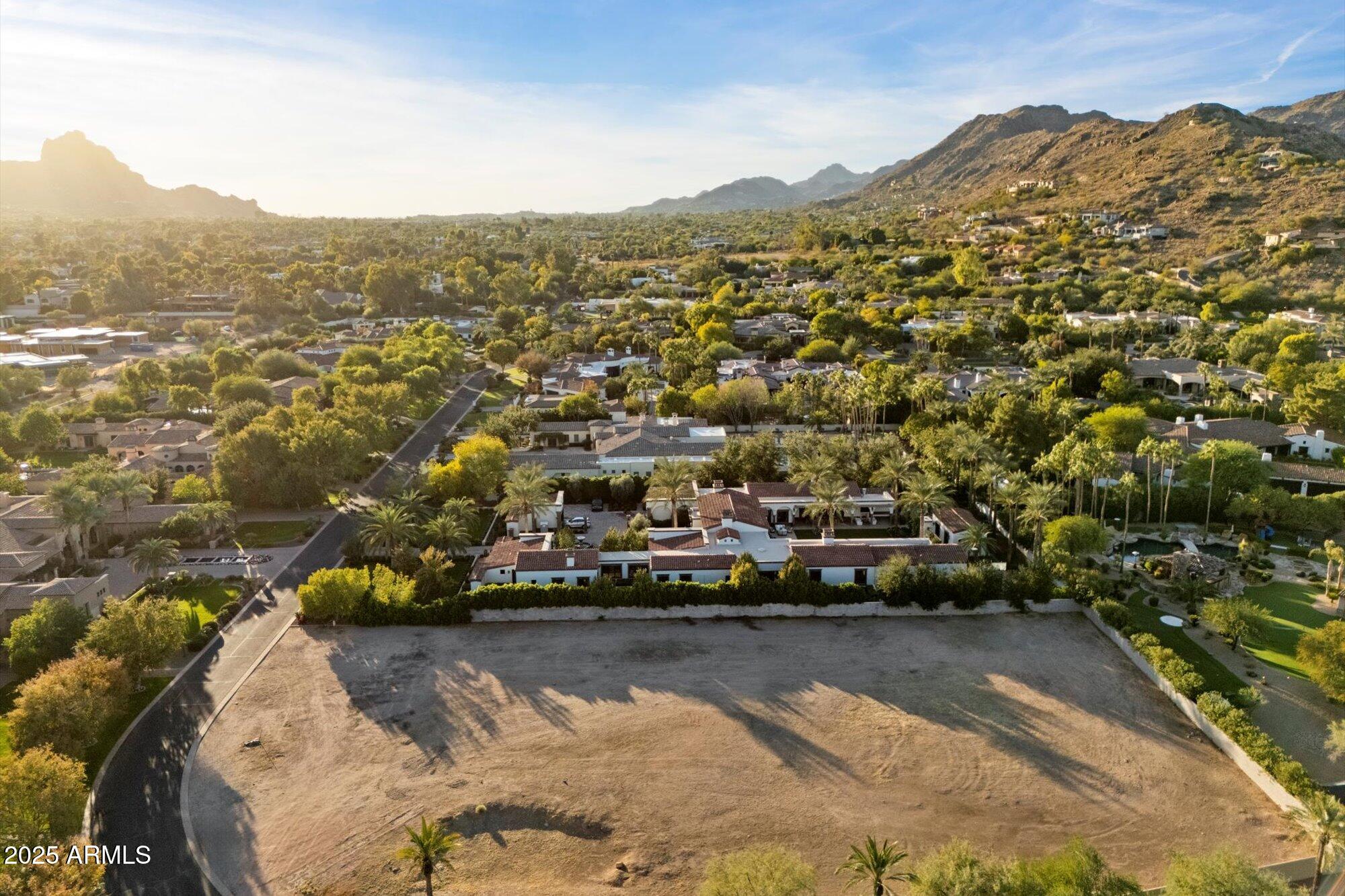 6700 East Cactus Wren Road, Unit 30 Paradise Valley, AZ 85253 - Photo 12 of 32 a view of residential houses with outdoor space