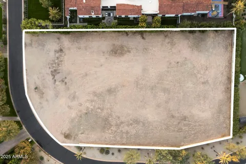 a view of a bathtub in a outdoor