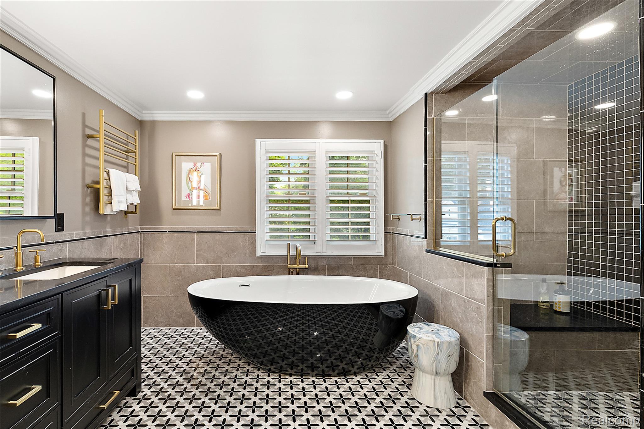 232 Guilford Road Bloomfield Hills, MI 48304 - Photo 22 of 47 232 Guilford-106.jpg