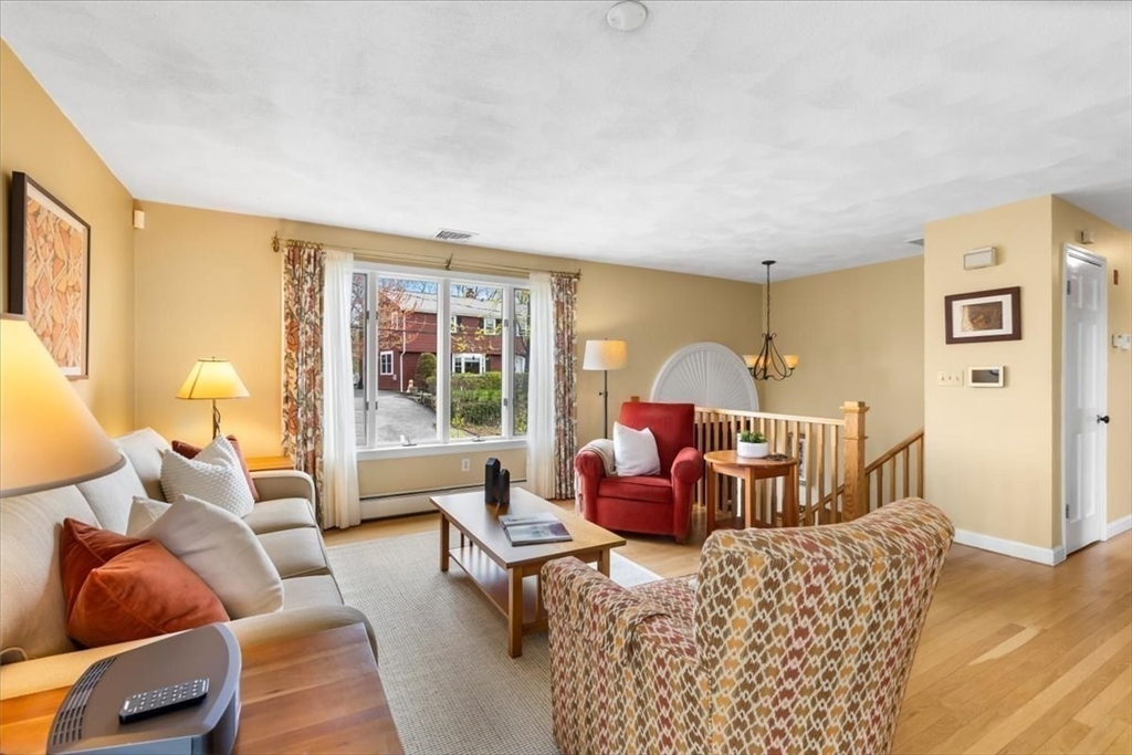 71 Sargent Road Winchester, MA 01890 - Photo 9 of 42