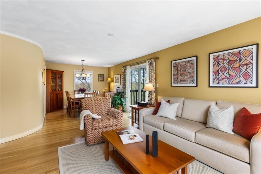 71 Sargent Road Winchester, MA 01890 - Photo 10 of 42