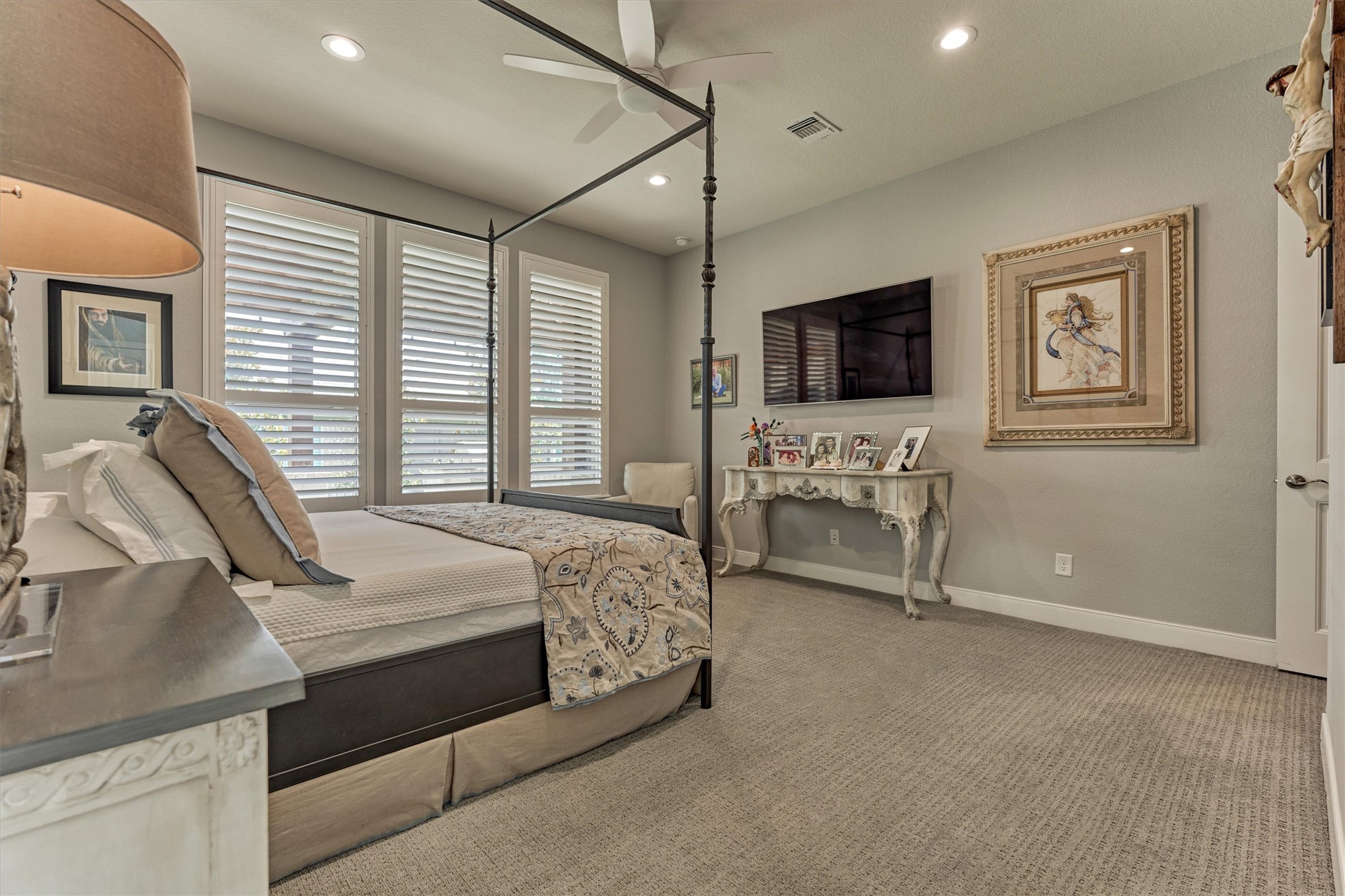 108 Wild Wick Way Spring, TX 77382 - Photo 24 of 44 Note The Clear View Plantation Shutters And The Recently Installed Low-Pile, Sculpted Carpet; This Space Will Certainly Accommodate A King-Sized Bedroom Set.