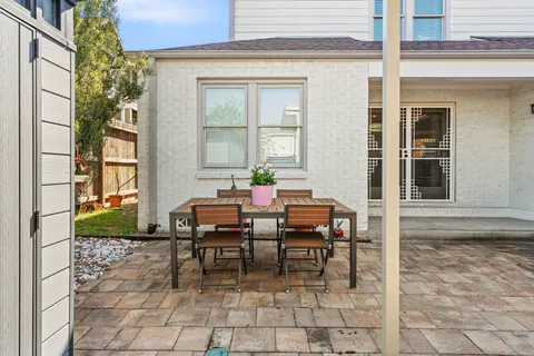 $799,900 | 125 North Street, Houston, TX 77009
