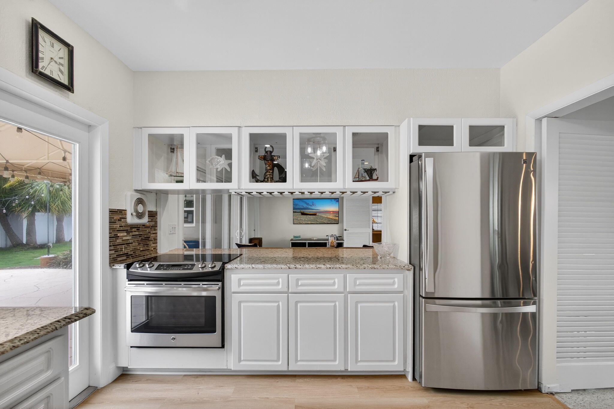 1206 Dolphin Road Singer Island, FL 33404 - Photo 16 of 65 Kitchen