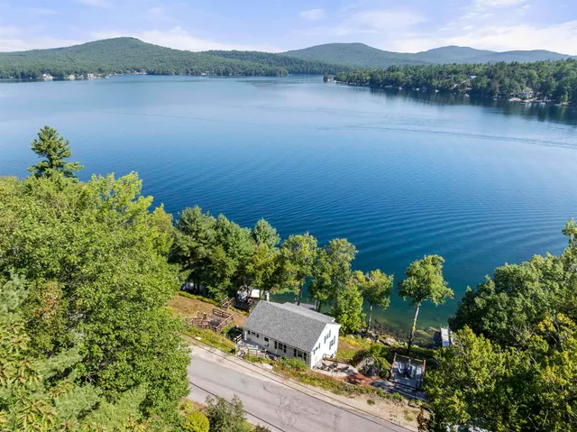 $675,000 | 78 South Shore Road, New Durham, NH 03855