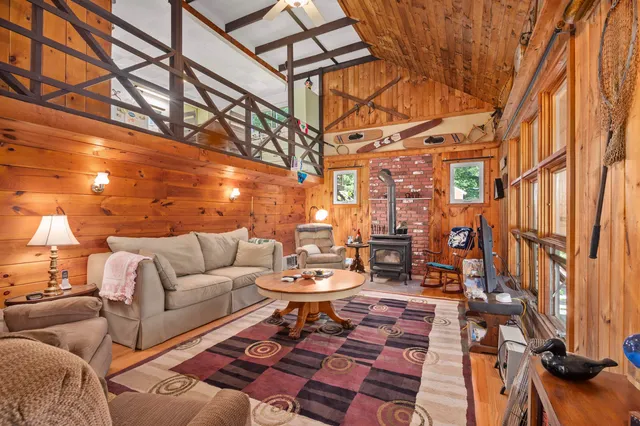 $675,000 | 78 South Shore Road, New Durham, NH 03855