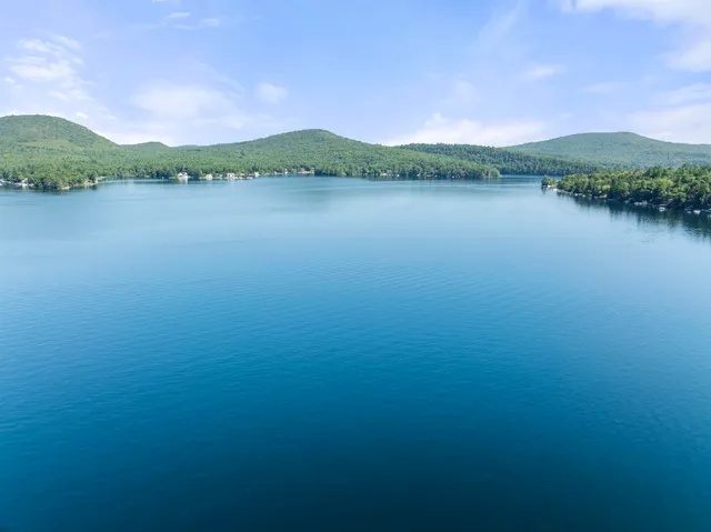 $675,000 | 78 South Shore Road, New Durham, NH 03855