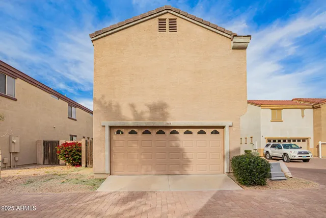 $1,995 | 7503 South 14th Street, Phoenix, AZ 85042