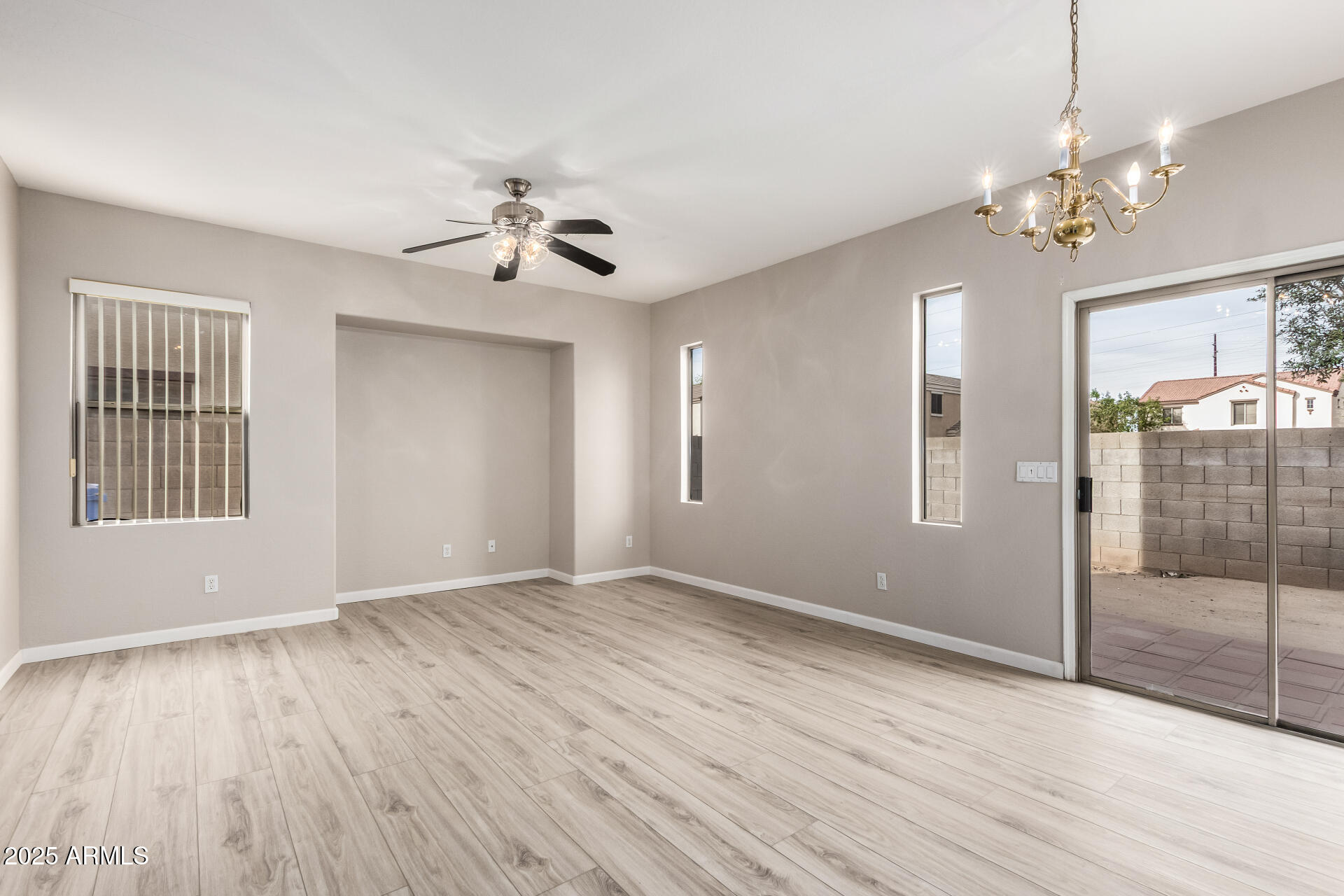 7503 South 14th Street Phoenix, AZ 85042 - Photo 3 of 30 3 - 14th