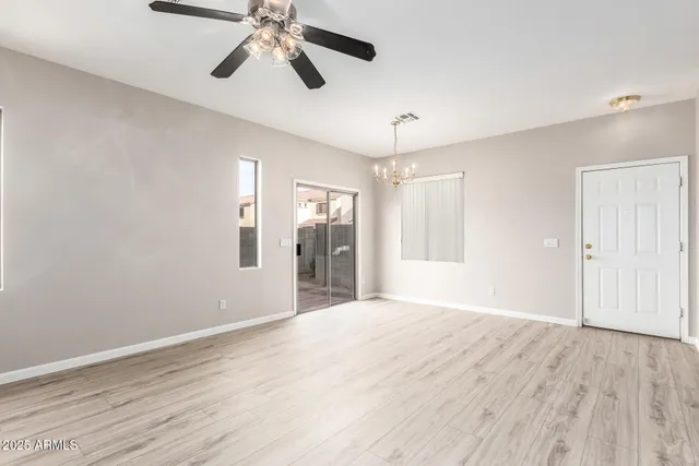 $1,995 | 7503 South 14th Street, Phoenix, AZ 85042