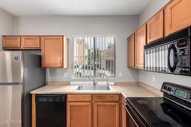 $1,995 | 7503 South 14th Street, Phoenix, AZ 85042