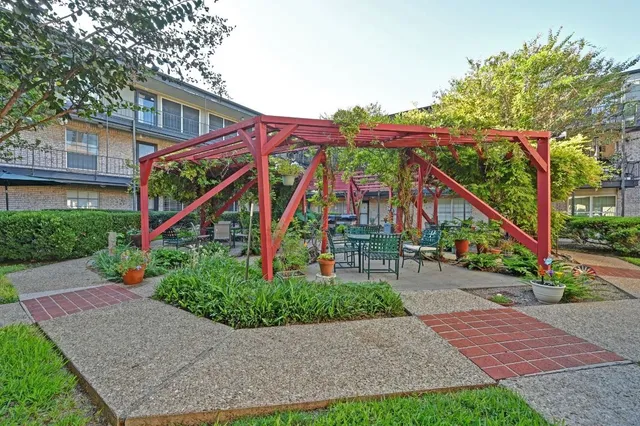 $150,000 | 2425 Ashdale Drive, Unit 28, Austin, TX 78757