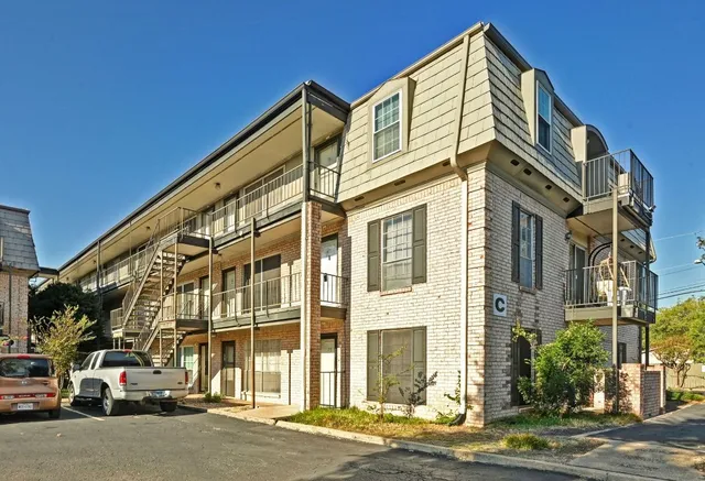 $150,000 | 2425 Ashdale Drive, Unit 28, Austin, TX 78757