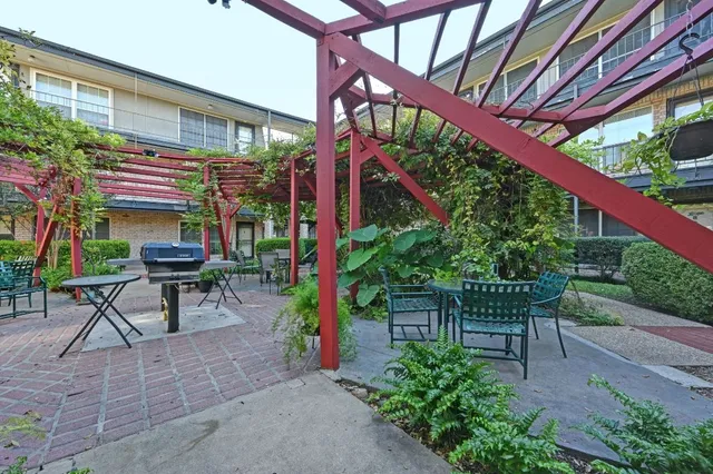 $150,000 | 2425 Ashdale Drive, Unit 28, Austin, TX 78757