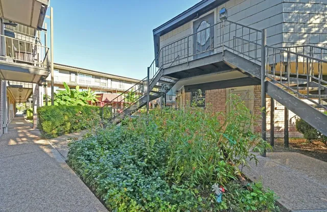 $150,000 | 2425 Ashdale Drive, Unit 28, Austin, TX 78757