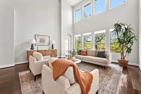 $715,000 | 15932 Cinca Terra Drive, Bee Cave, TX 78738