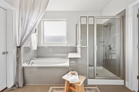 $715,000 | 15932 Cinca Terra Drive, Bee Cave, TX 78738