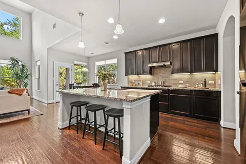 $715,000 | 15932 Cinca Terra Drive, Bee Cave, TX 78738