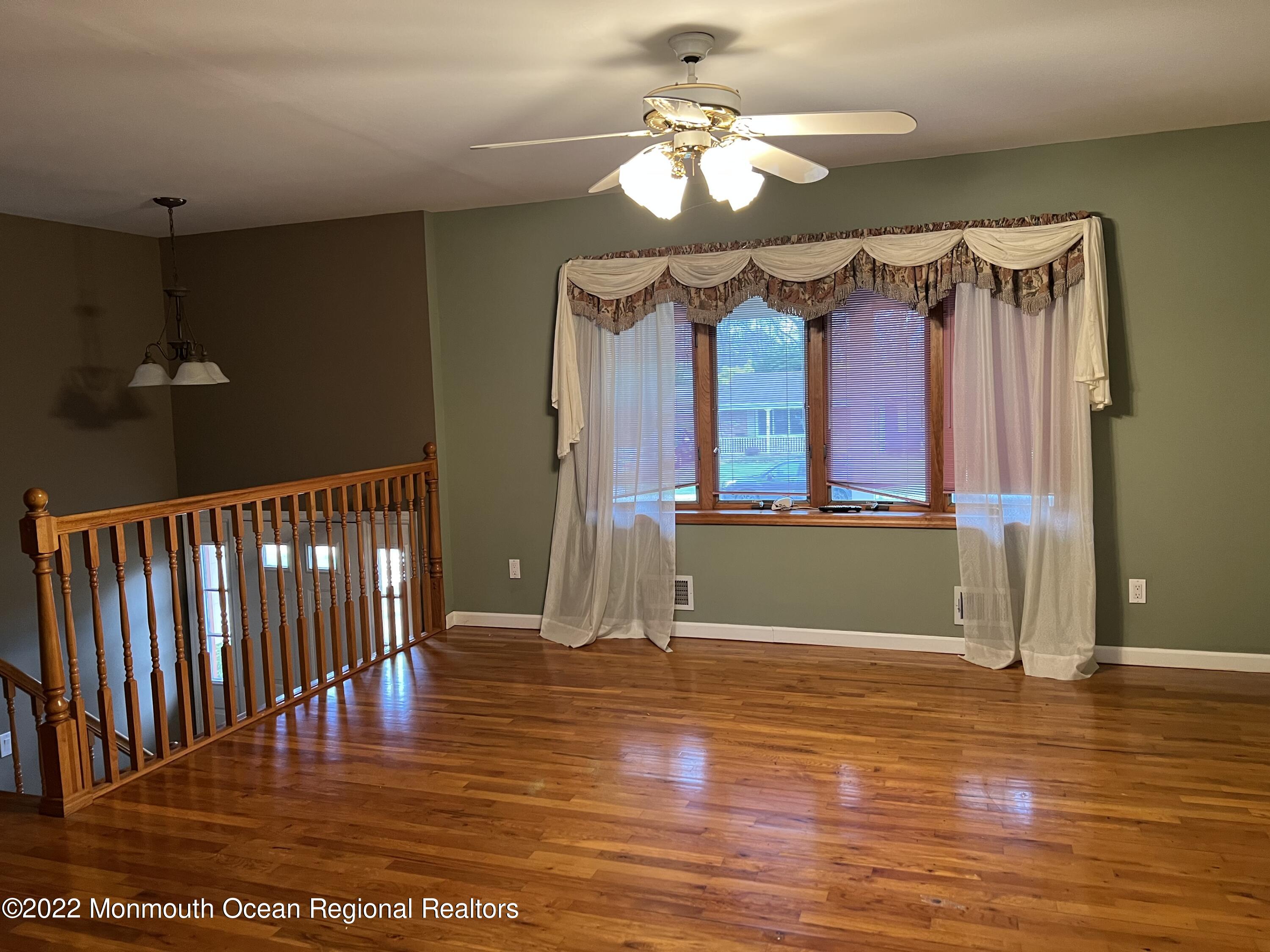 40 Pierson Road Toms River, NJ 08753 - Photo 2 of 9 Pierson2